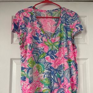 Lilly Pulitzer VNeck Tshirt